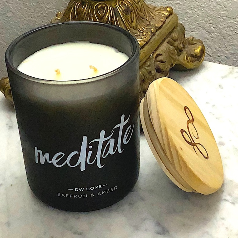 DW HOME CANDLE MEDITATE SAFRON AMBER 2 WICK RICHLY SCENT NEW 15.1 oz
